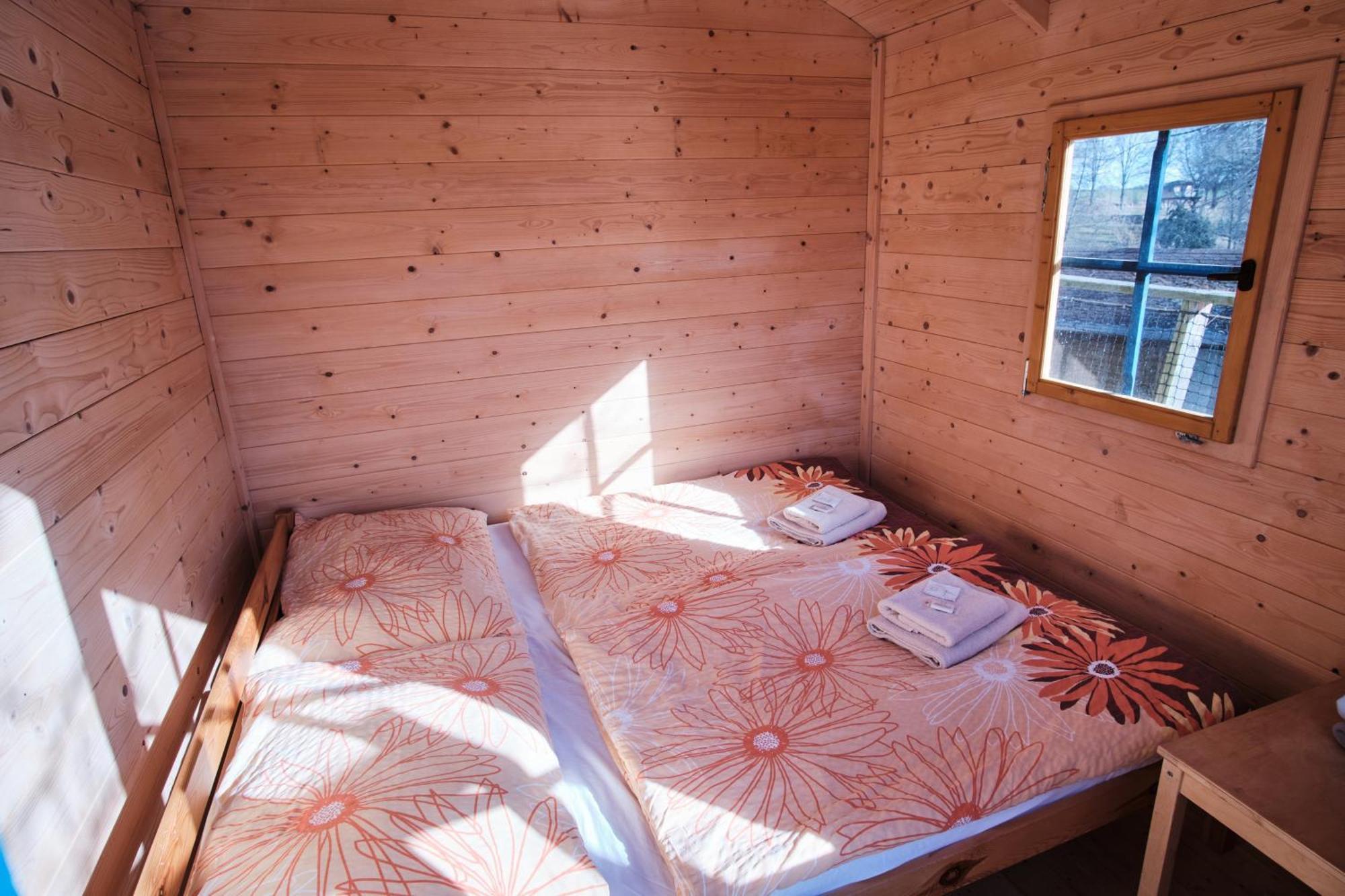 Hotel Strnadovsky Mlyn à Jesenice  Chambre photo